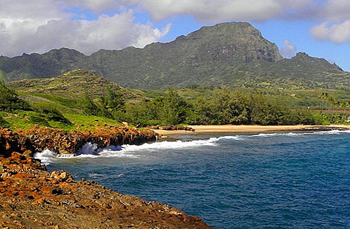 9-top-rated-tourist-attractions-on-kauai-9 Poipu.jpg